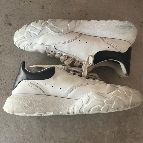 Alexander McQueen Court Snekers EU42.5 / US9.5 - Picture 4 of 10